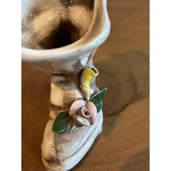 Vintage Nuova Capodimonte Ceramic Boot With Floral Accents - Picture 5 of 10